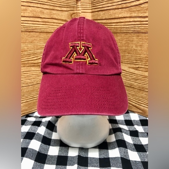 🌚Lids Easy Fit MN Golden Gophers College Fitted Cap - Picture 1 of 13
